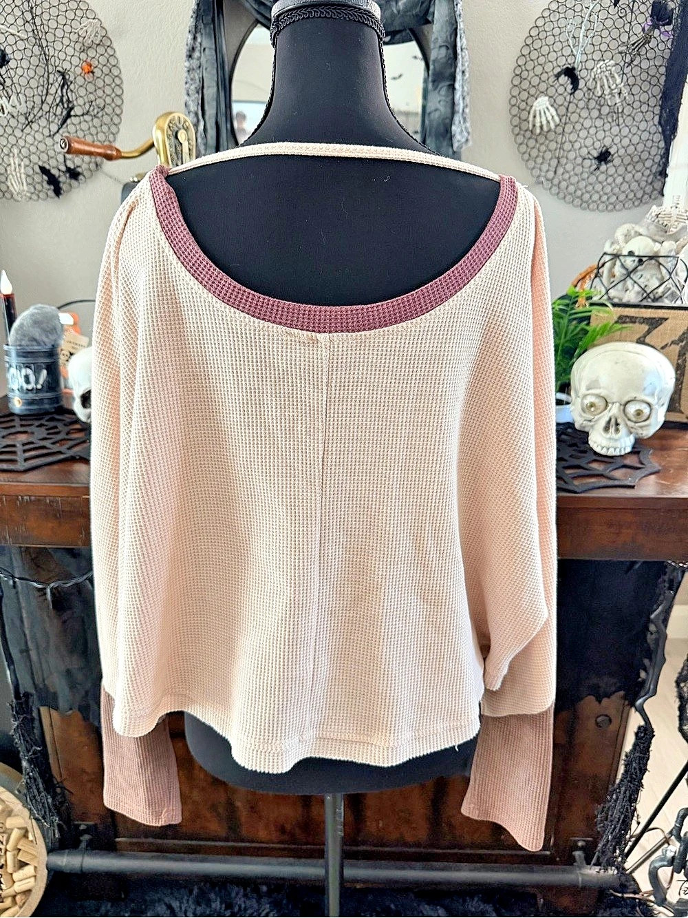 Hem & Thread Color-Block Waffle Knit Top - Picture 2 of 10